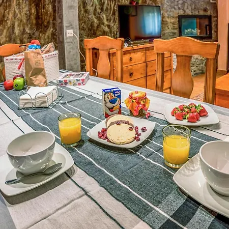 2 Bedroom In Apartment