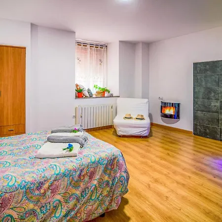 Apartment 2 Bedroom In